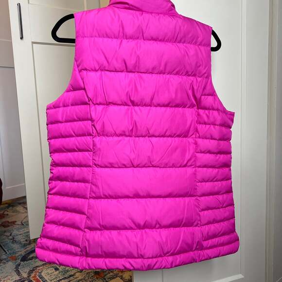 Lands' End Puffer Vest Women's 600 Fill Power Packable Down in Pink valentines - Picture 2 of 5